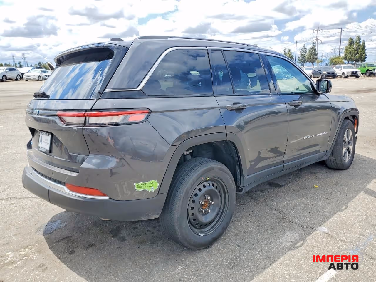 Jeep Grand Cherokee - фото 3