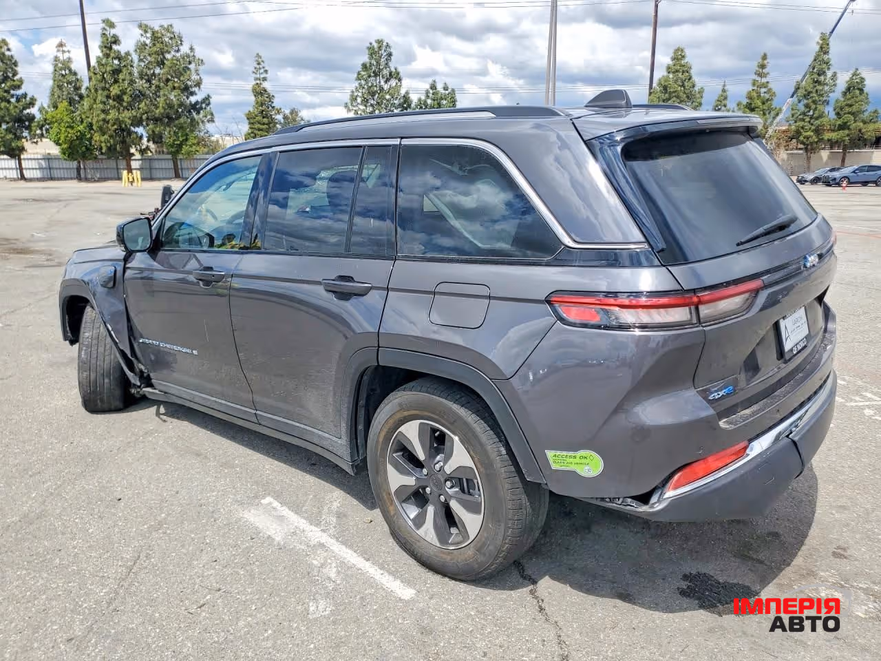 Jeep Grand Cherokee - фото 2