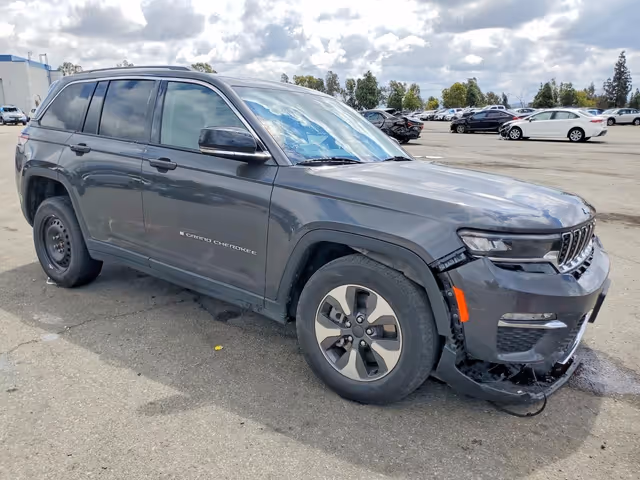 Jeep Grand Cherokee - фото 4