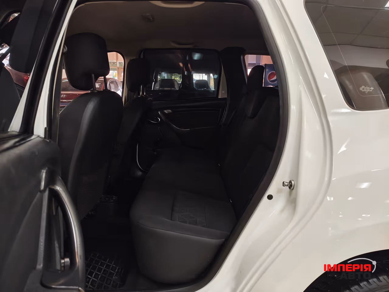 Dacia Duster - фото 8