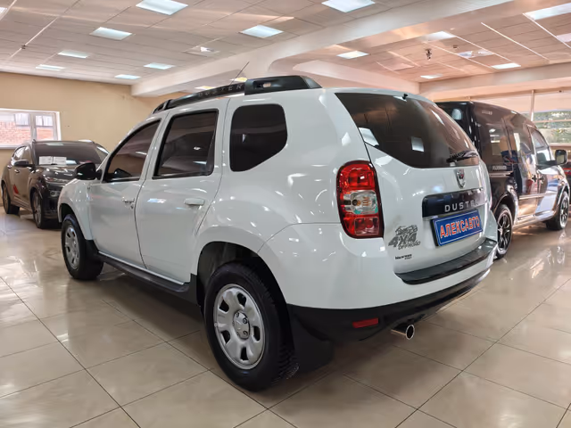 Dacia Duster - фото 3