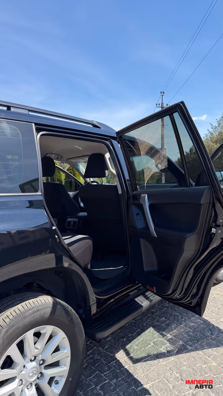 Toyota Land Cruiser Prado - фото 6