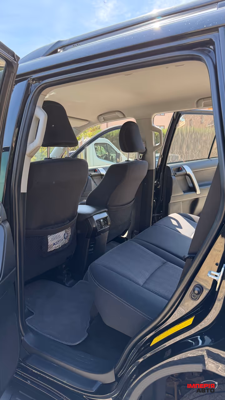 Toyota Land Cruiser Prado - фото 7