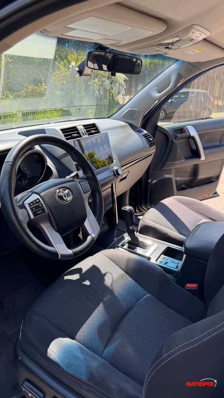 Toyota Land Cruiser Prado - фото 4