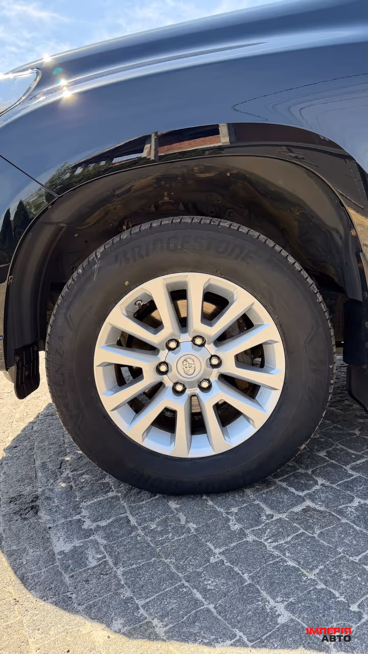 Toyota Land Cruiser Prado - фото 12
