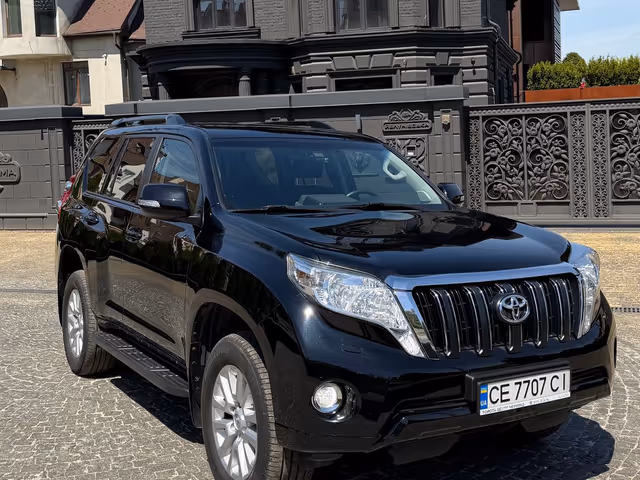 Toyota Land Cruiser Prado - фото 2