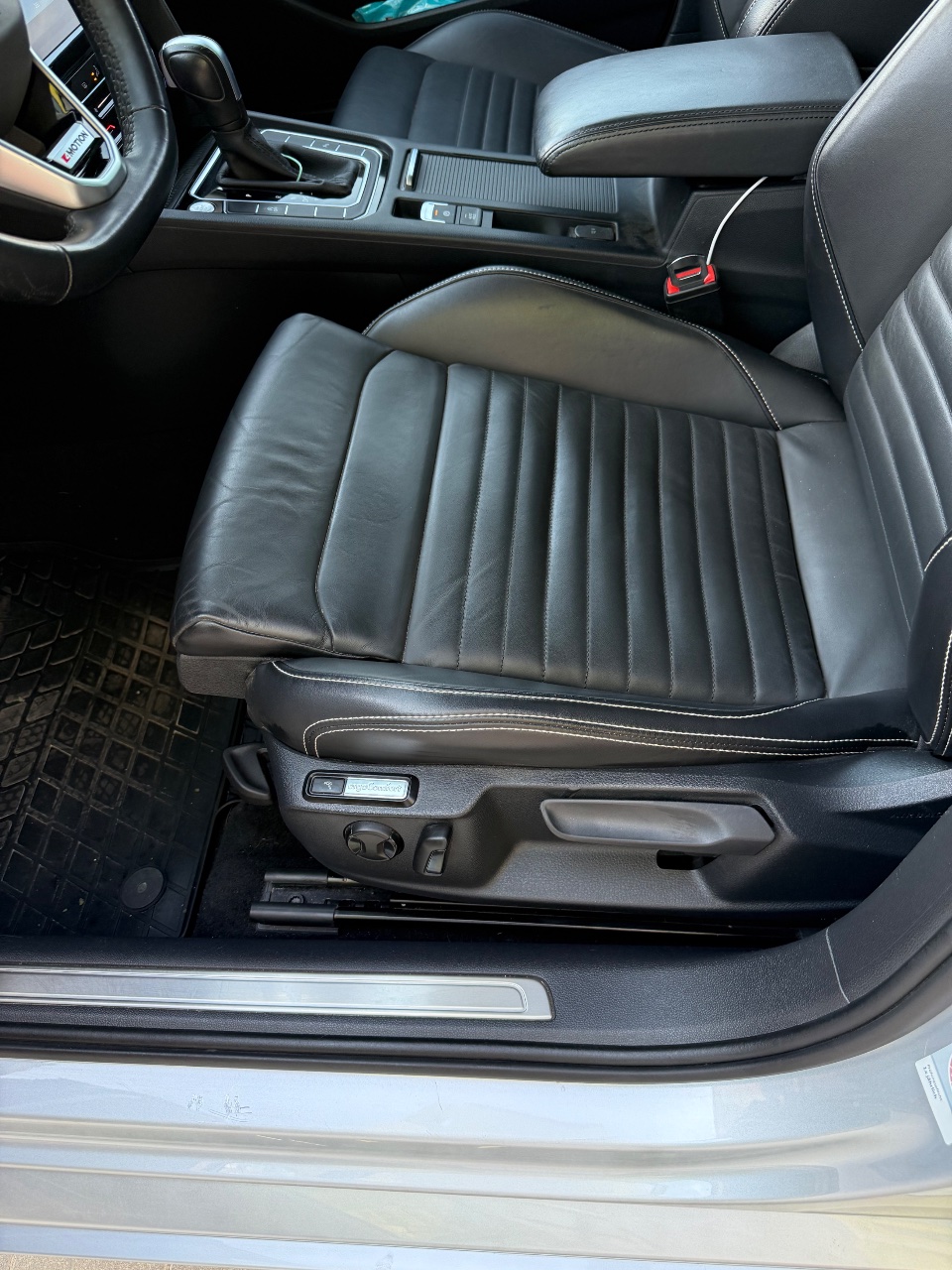 Volkswagen Passat - фото 10