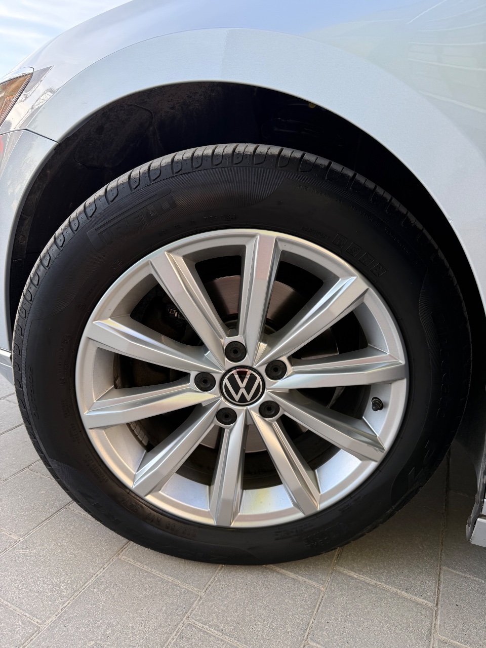 Volkswagen Passat - фото 24