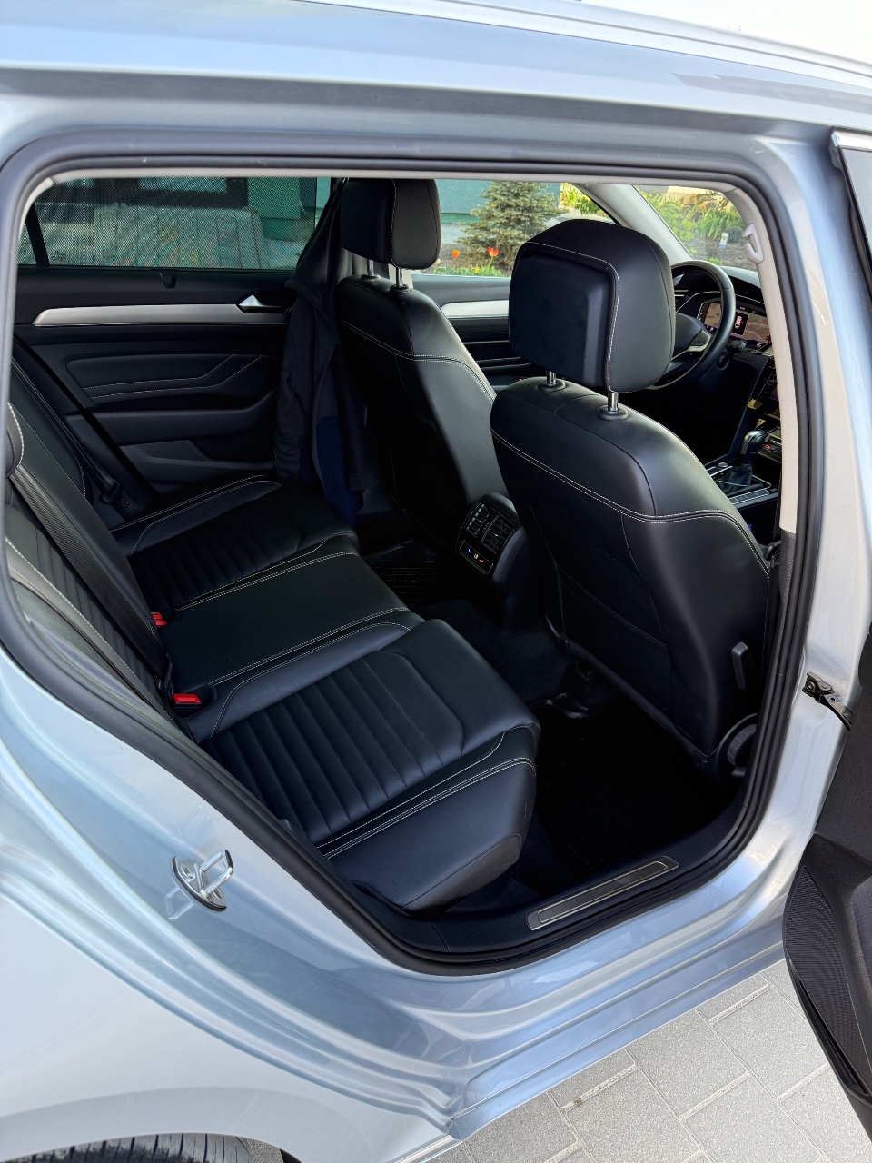 Volkswagen Passat - фото 16