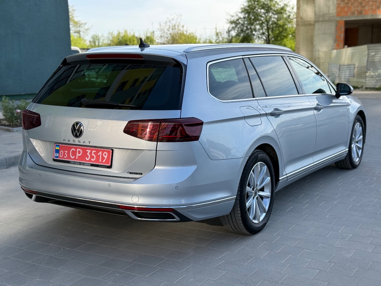 Volkswagen Passat - фото 6