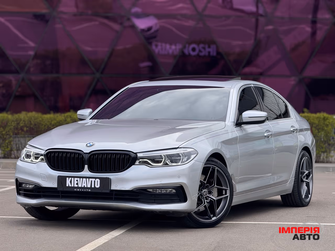 BMW 5 серії - фото 1