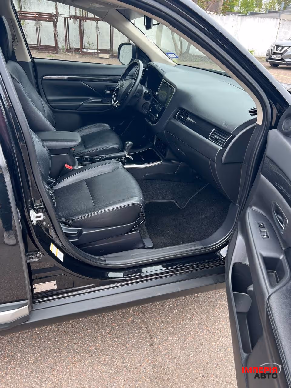 Mitsubishi Outlander - фото 10