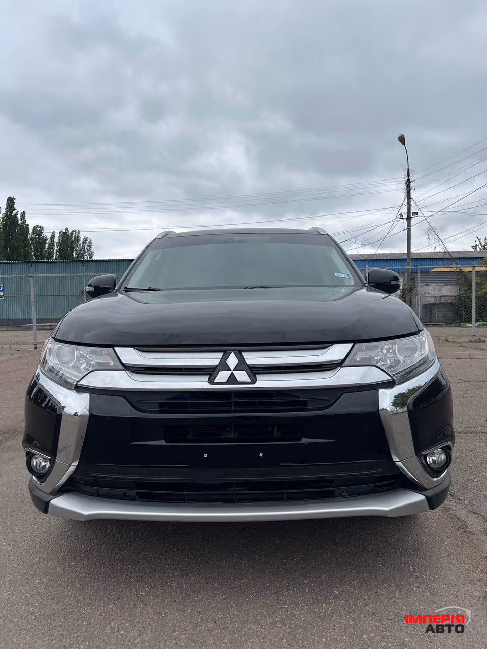 Mitsubishi Outlander - фото 2