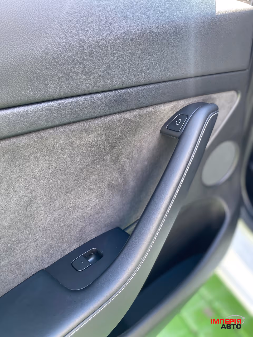 Tesla Model 3 - фото 11
