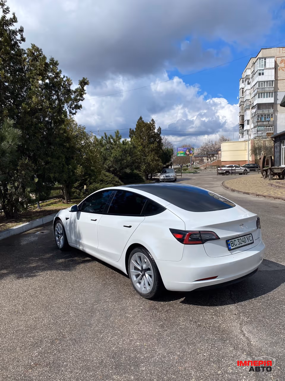 Tesla Model 3 - фото 4