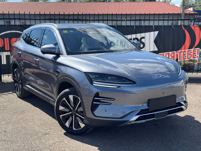 BYD Song Plus - фото 1