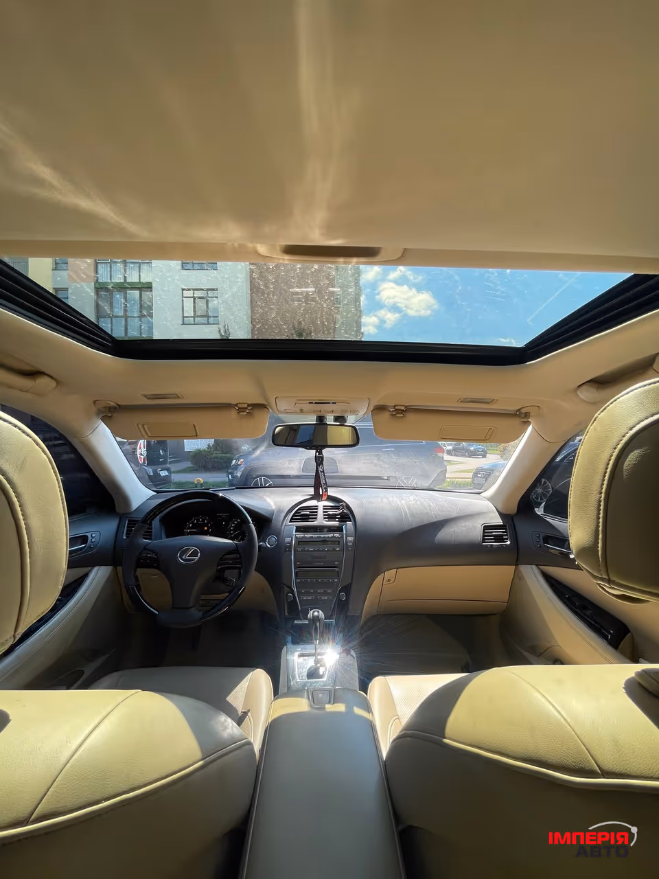 Lexus ES - фото 9