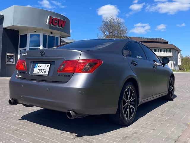 Lexus ES - фото 5