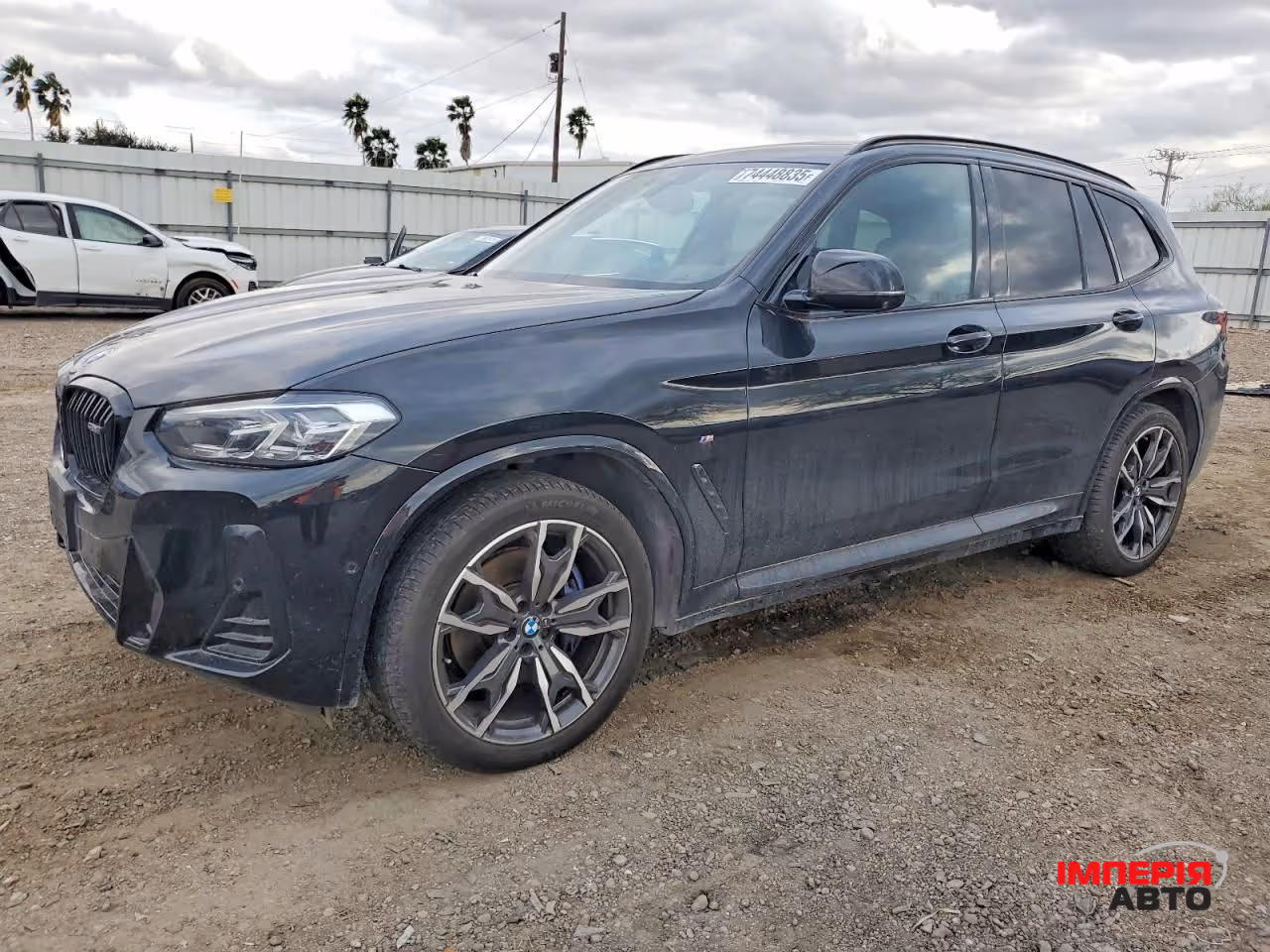 BMW X3 - фото 1
