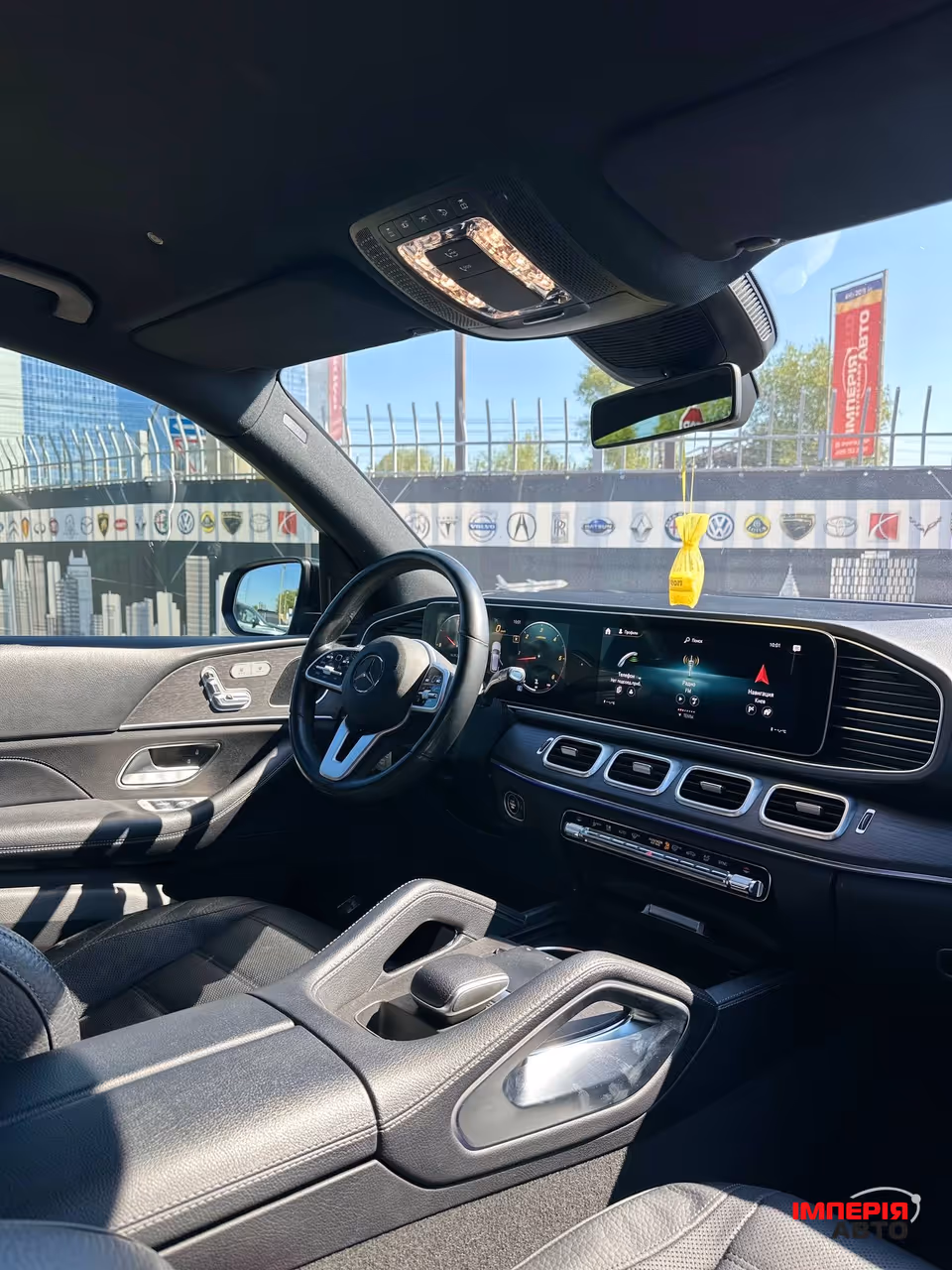 Mercedes-Benz GLE - фото 12