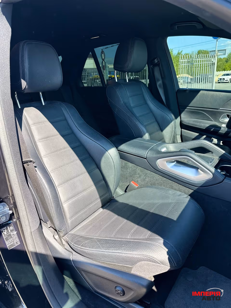 Mercedes-Benz GLE - фото 13