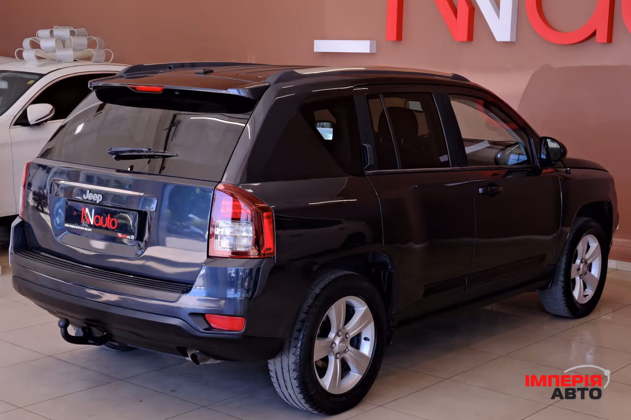 Jeep Compass - фото 5