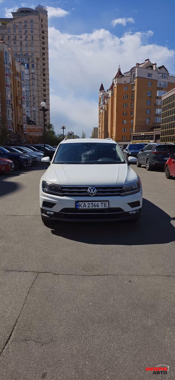 Volkswagen Tiguan - фото 3