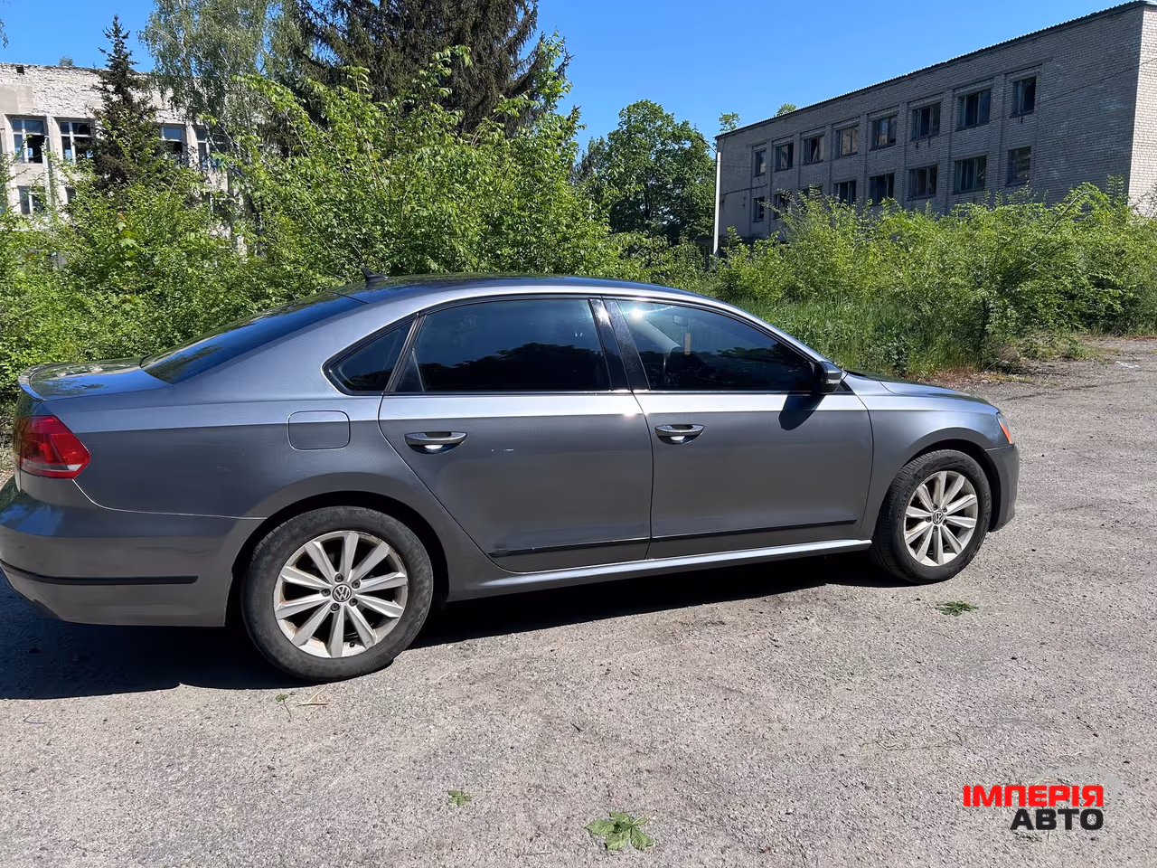 Volkswagen Passat - фото 11
