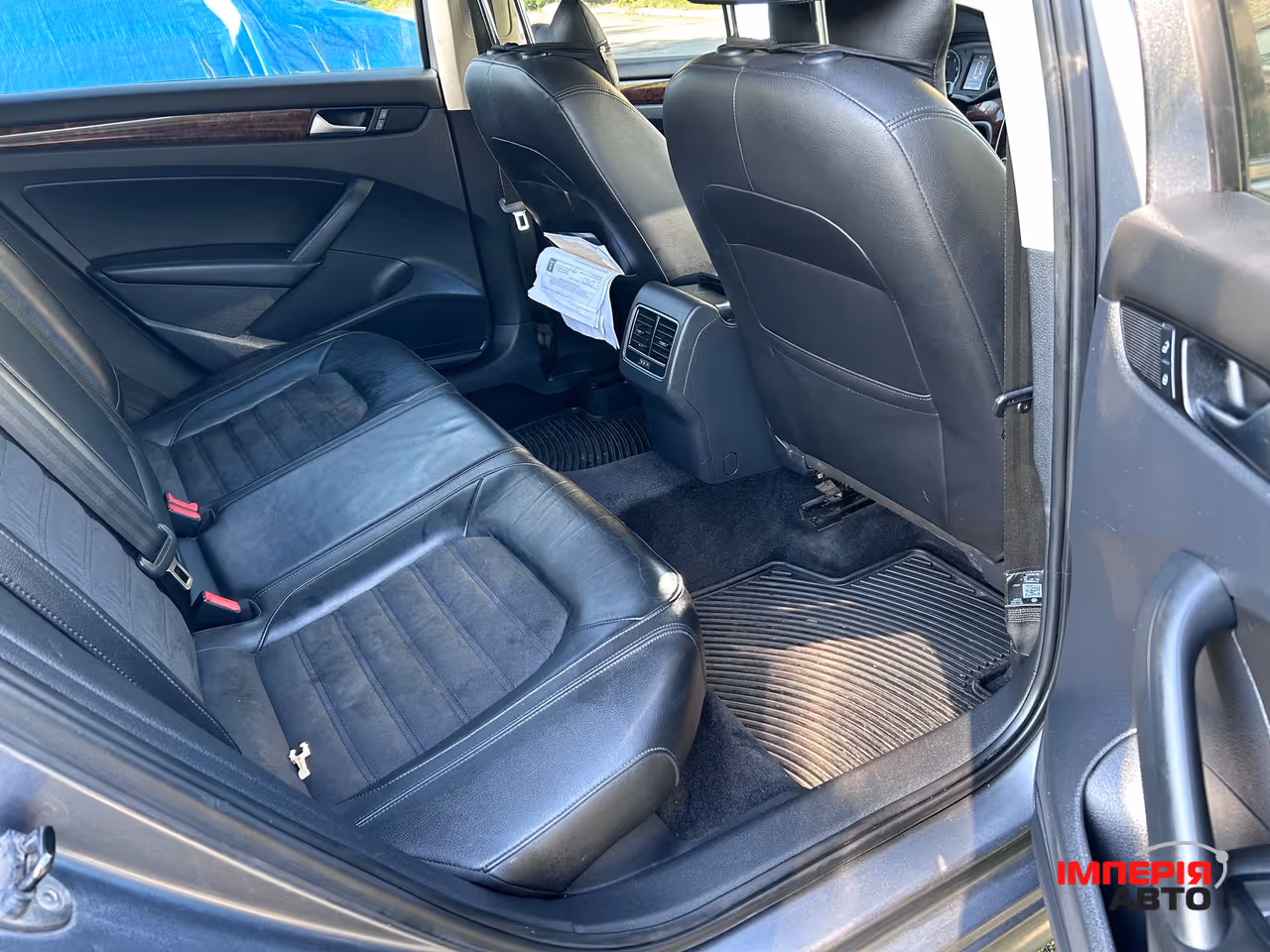 Volkswagen Passat - фото 15