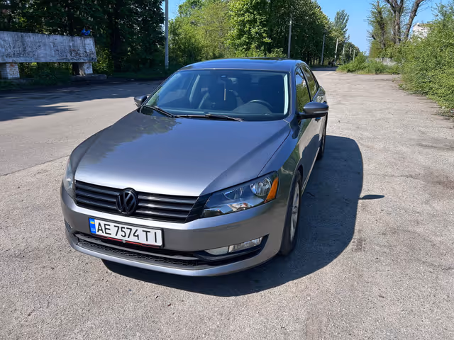 Volkswagen Passat - фото 1
