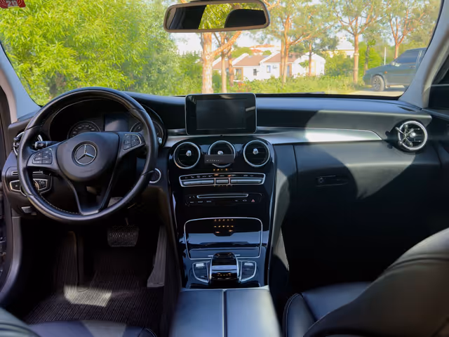 Mercedes-Benz C-Класс - фото 3