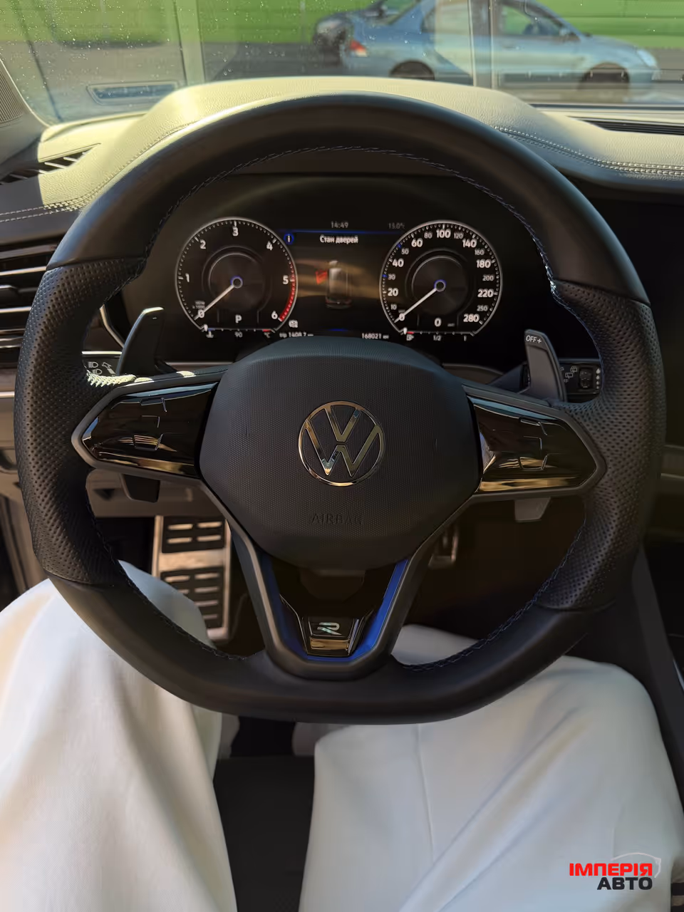 Volkswagen Touareg - фото 14