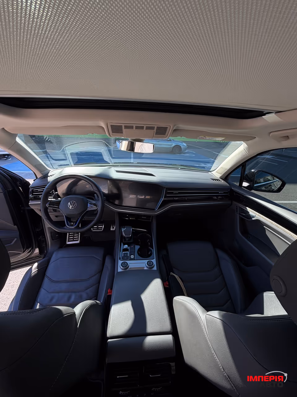 Volkswagen Touareg - фото 5