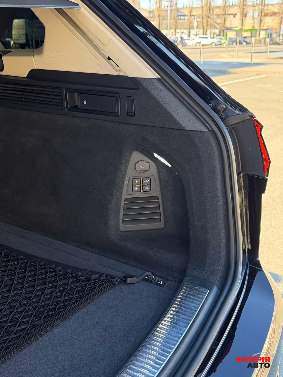 Volkswagen Touareg - фото 13