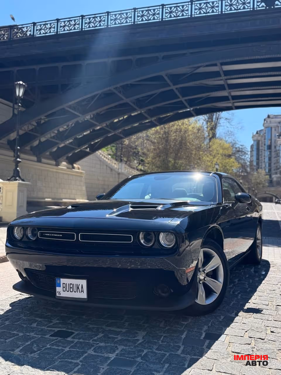 Dodge Challenger - фото 1