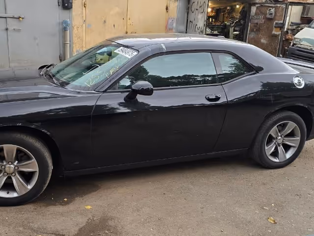 Dodge Challenger - фото 5