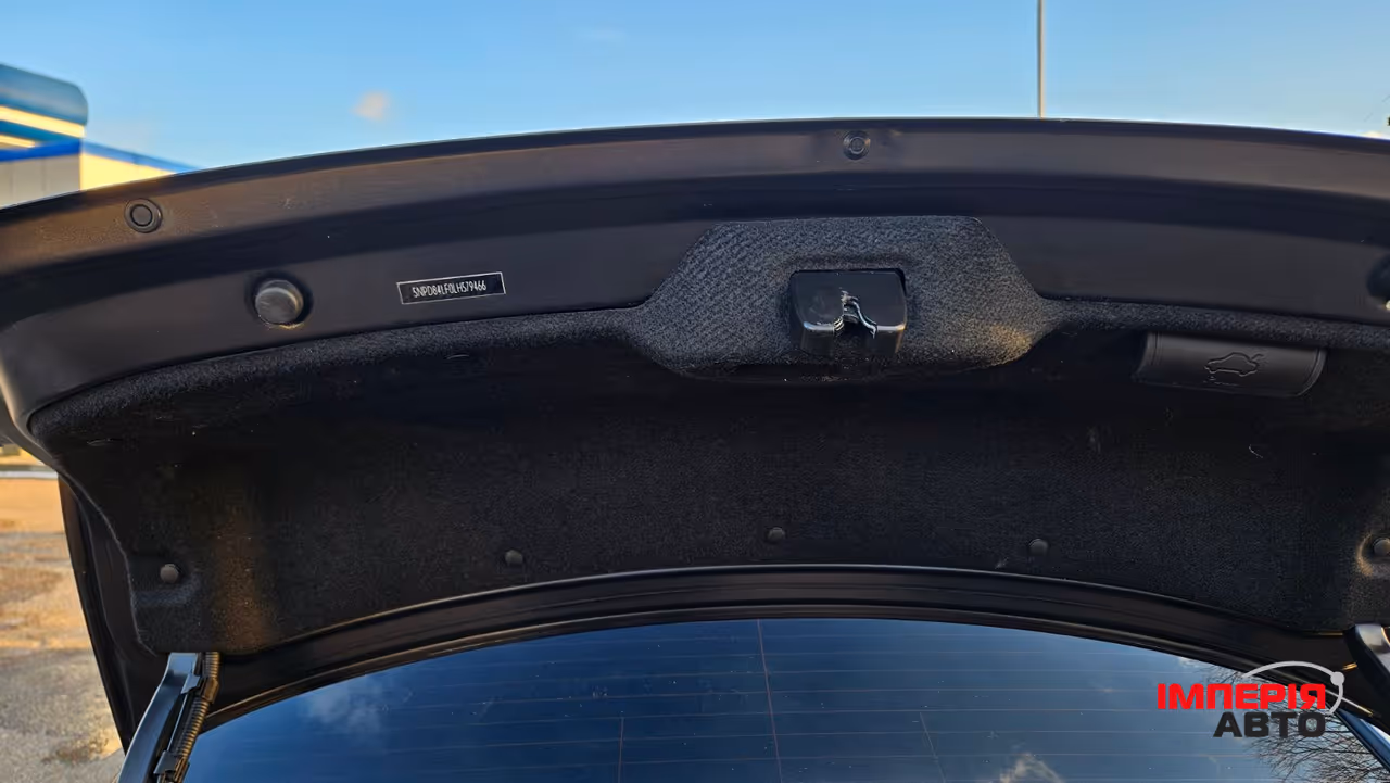 Hyundai Elantra - фото 32