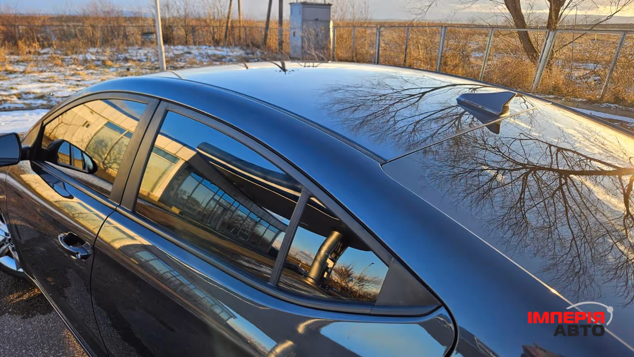 Hyundai Elantra - фото 23