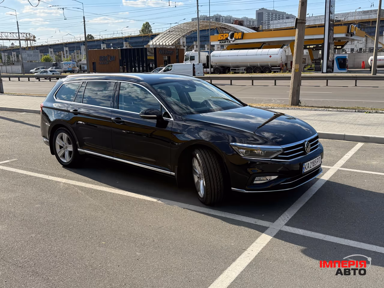 Volkswagen Passat - фото 7