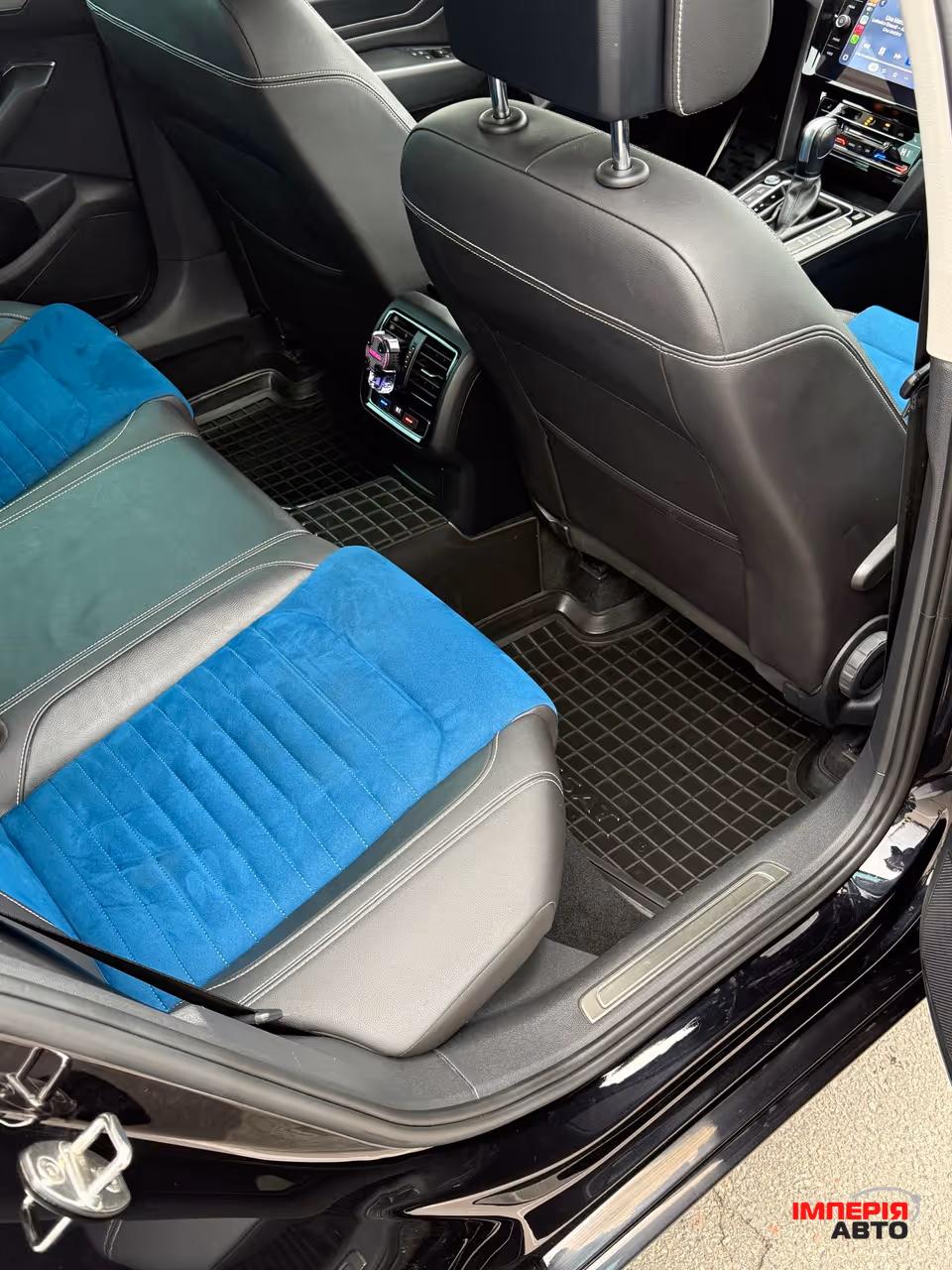 Volkswagen Passat - фото 25