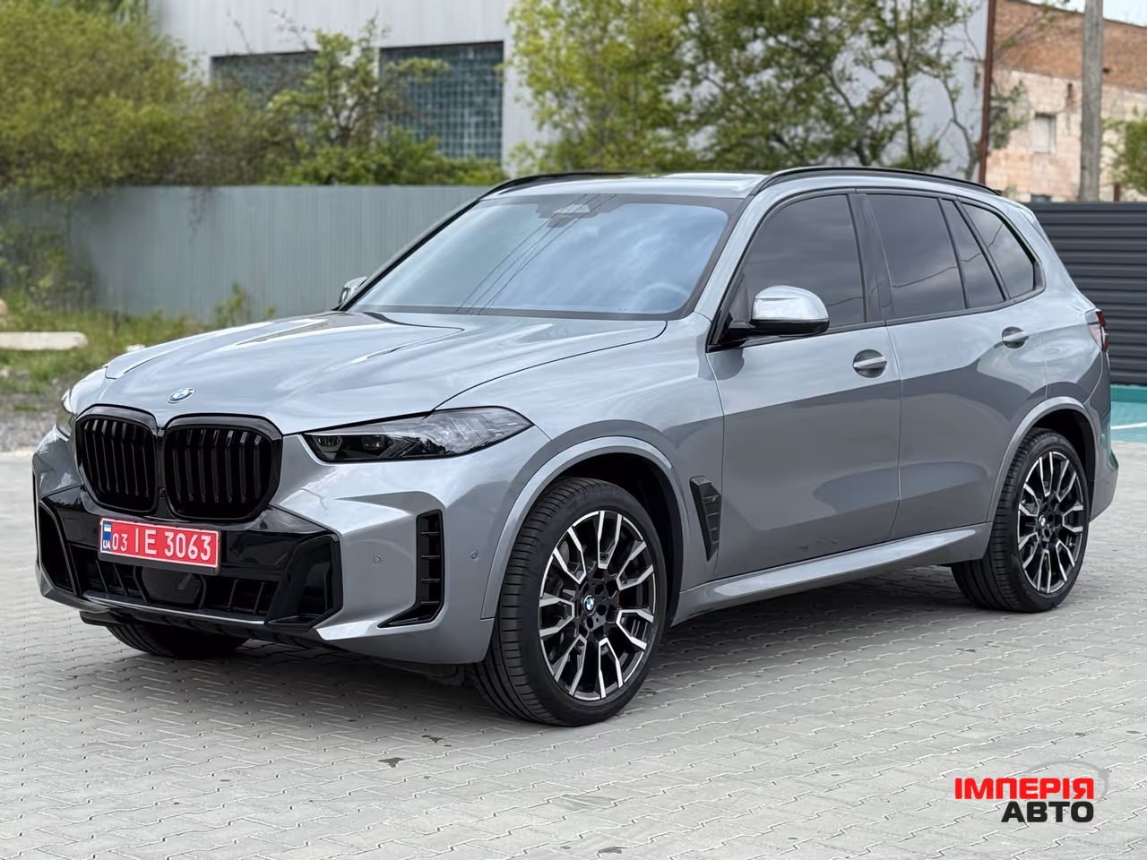 BMW X5 - фото 3