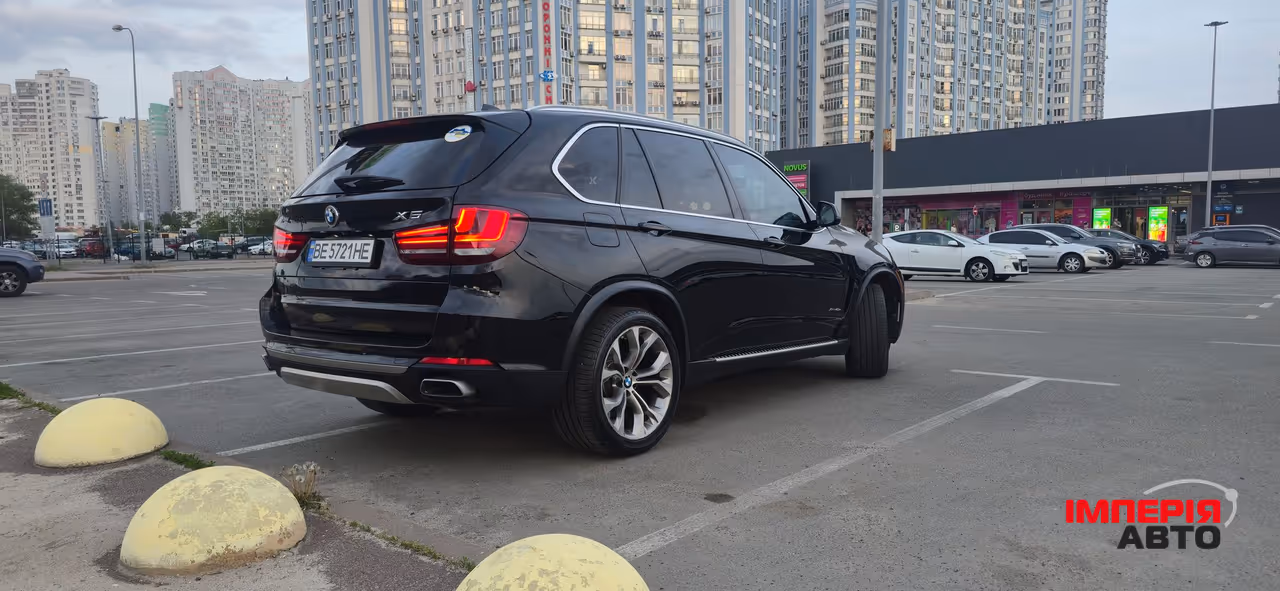 BMW X5 - фото 7