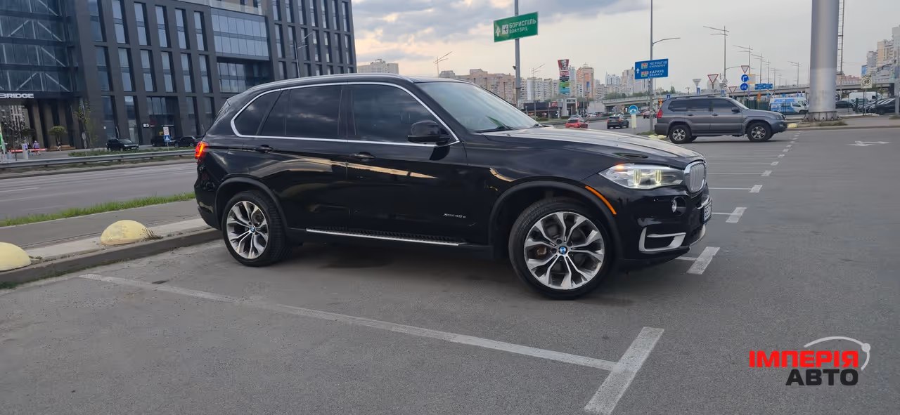 BMW X5 - фото 21