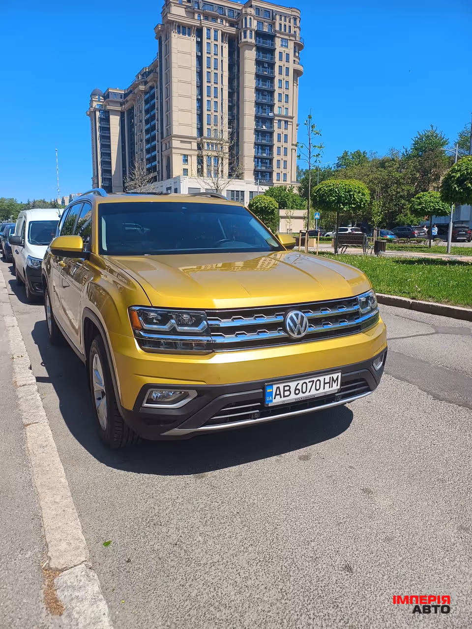 Volkswagen Atlas - фото 1