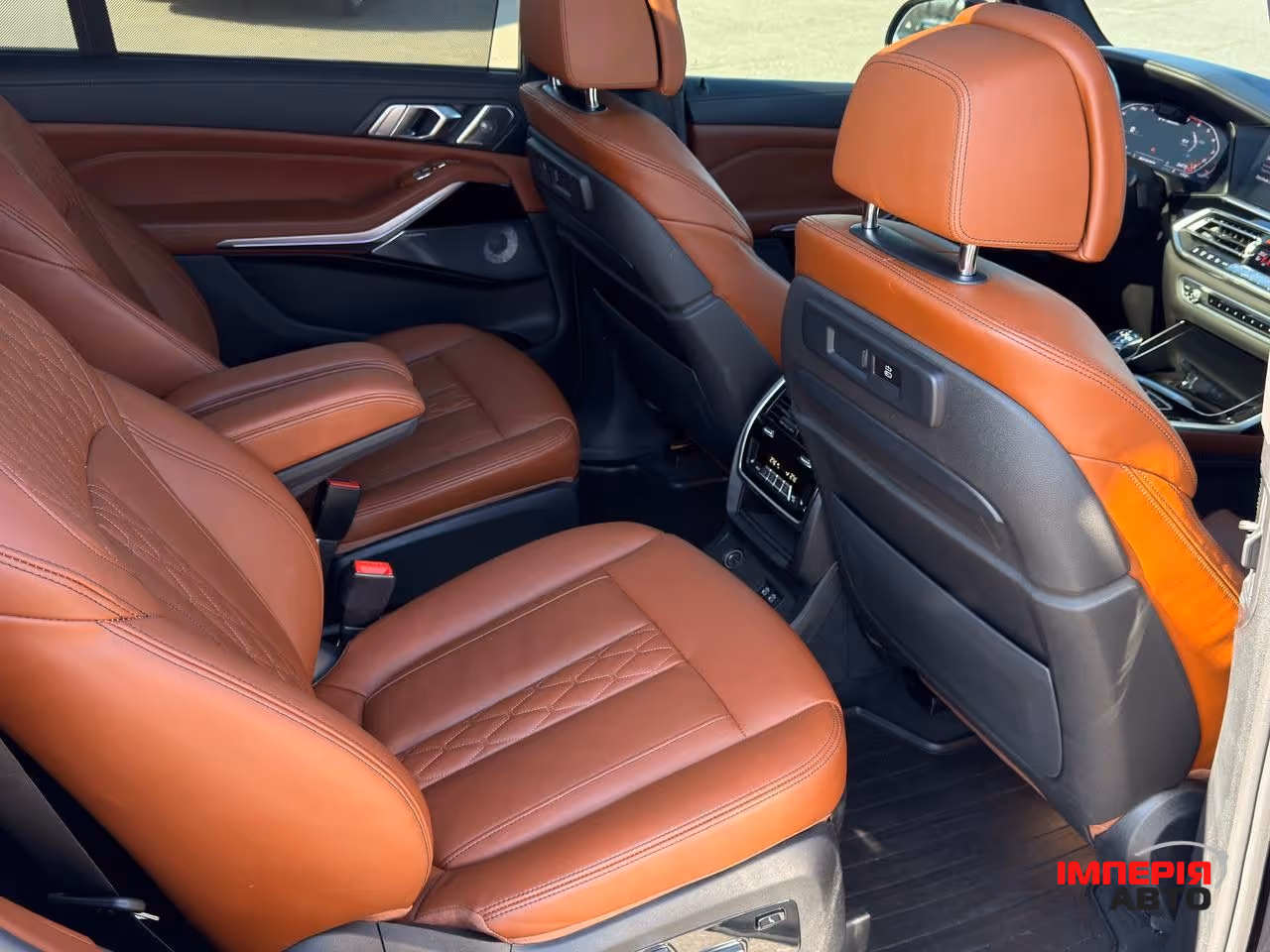 BMW X7 - фото 54