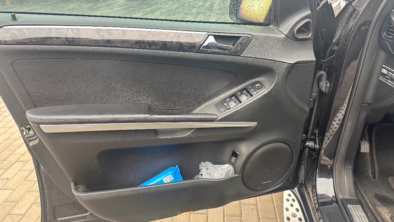 Mercedes-Benz M-Класс - фото 13