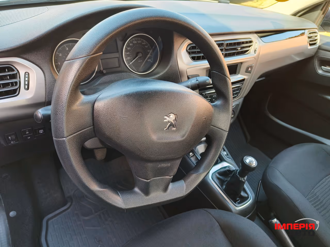 Peugeot 301 - фото 17
