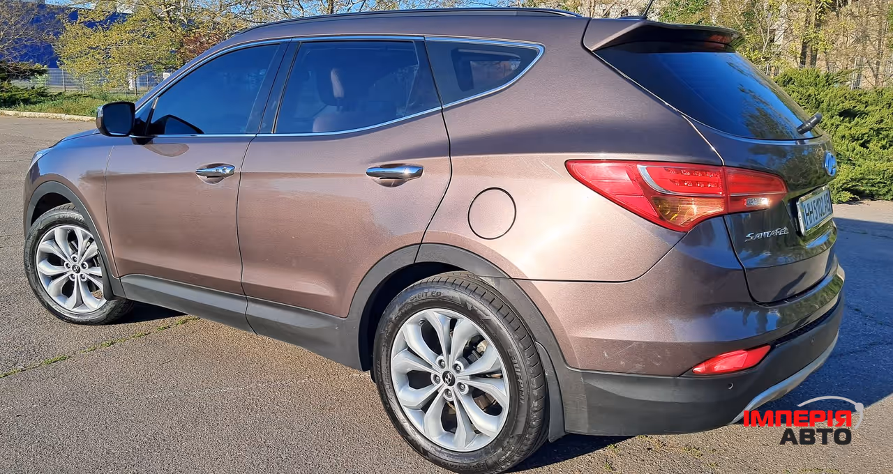 Hyundai Santa Fe - фото 3