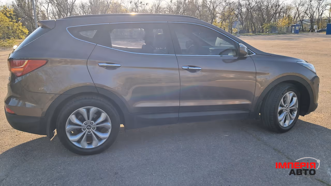 Hyundai Santa Fe - фото 5