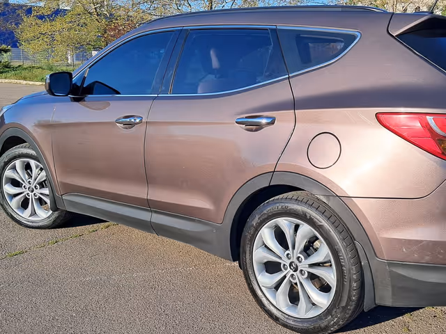 Hyundai Santa Fe - фото 3